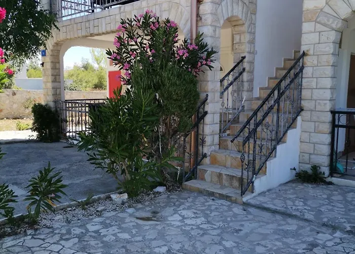 Samanta&amanda, Vir,